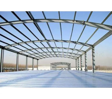 Poinçon imperméable d'entrepôt de structure métallique de Q355B grand adapté aux besoins du client