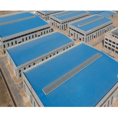 Q355 a soudé l'atelier de structure métallique de section de H avec le tuyau de descente d'UPVC