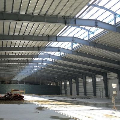 La fabrication agricole légère d'entrepôt de structure métallique a adapté aux besoins du client