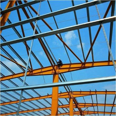 La fabrication agricole légère d'entrepôt de structure métallique a adapté aux besoins du client