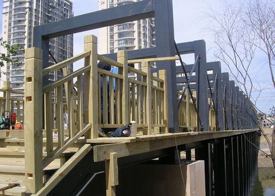 Q235B a préfabriqué la construction guidée de plate-forme de pont en structure métallique