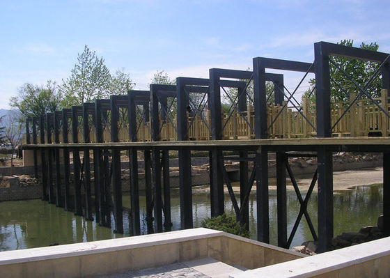 Q235B a préfabriqué la construction guidée de plate-forme de pont en structure métallique