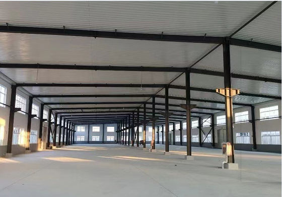 Q355 Construction d'atelier en acier de section en H soudée avec panne de section C/Z
