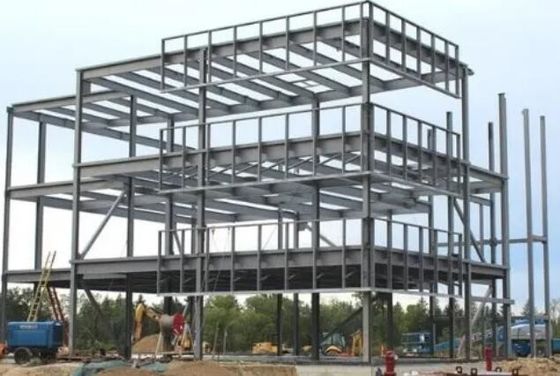Structure en acier fabriquée à capacité de charge élevée pour une utilisation durable
