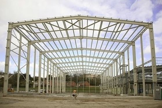 Atelier de structure en acier personnalisé avec panne de section C/Z