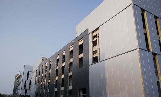 Construction préfabriquée en acier
