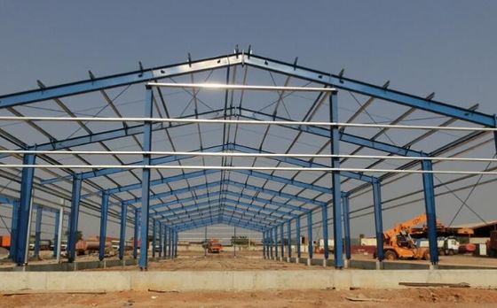 Atelier de structure métallique : Usine de haute qualité et personnalisable d'entrepôt