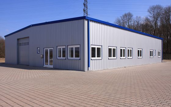 Atelier de construction de structures en acier léger certifié CE ISO 9001 et durable