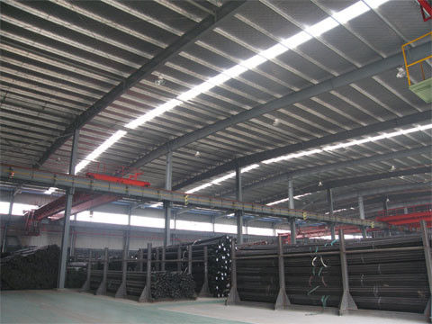 Structure préfabriquée en acier industriel