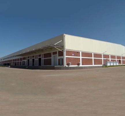 Atelier de construction préfabriquée en acier
