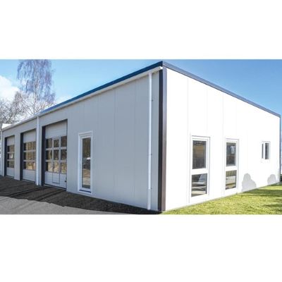 Projet de dessin d'atelier de structure en acier avec tuyau de descente en PVC