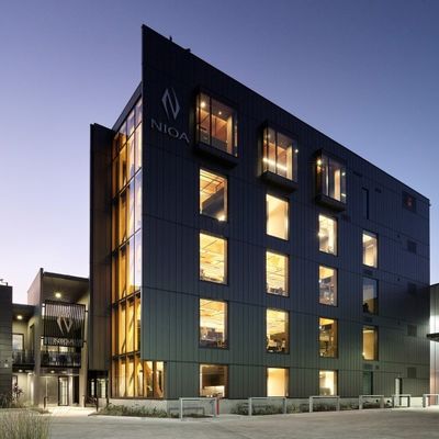Construction préfabriquée en acier à plusieurs étages pour bureaux commerciaux