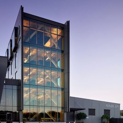 Construction préfabriquée en acier à plusieurs étages pour bureaux commerciaux