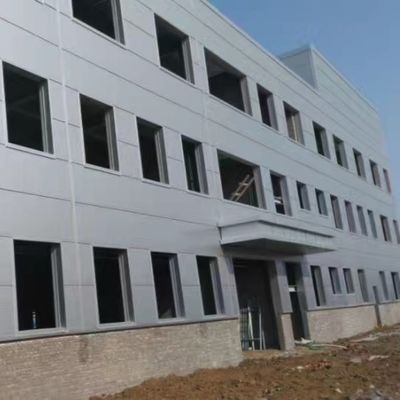 Entrepôt de structure en acier assemblé portable préfabriqué pour le stockage des marchandises