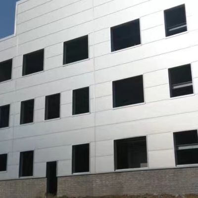 Entrepôt de structure en acier assemblé portable préfabriqué pour le stockage des marchandises