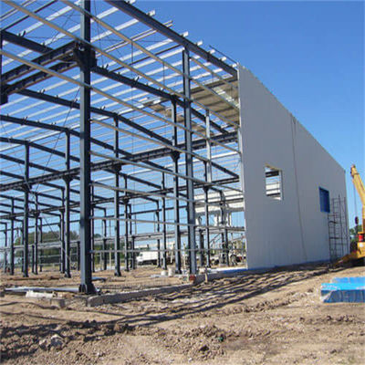 Q355B/ Q235B Entrepôt de structure en acier avec structure de portail haute performance