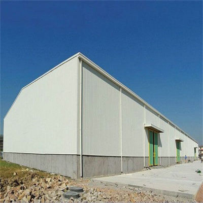 Q355B/ Q235B Entrepôt de structure en acier avec structure de portail haute performance