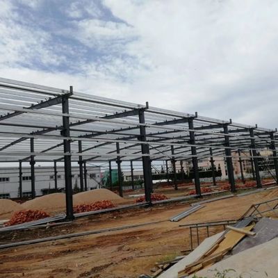 Atelier de construction préfabriquée en acier à grande portée pour l'industrie / usine