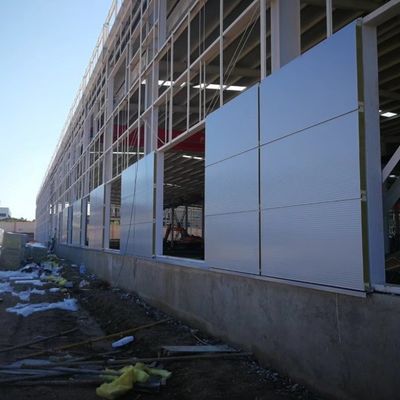 Entrepôt industriel préfabriqué à cadre d'acier à longue portée
